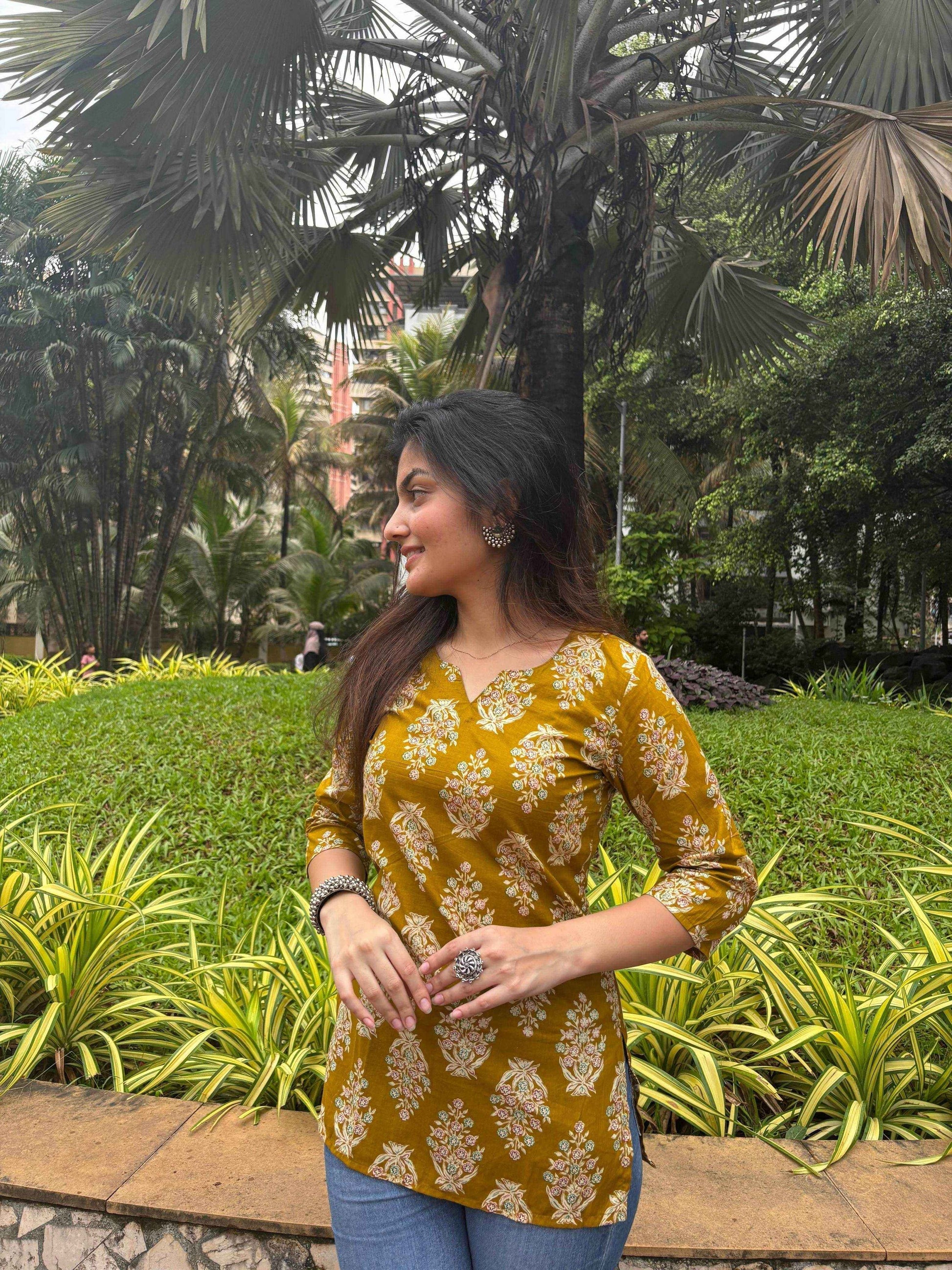 Rasrang- pure cotton short kurti - Zeemi World 